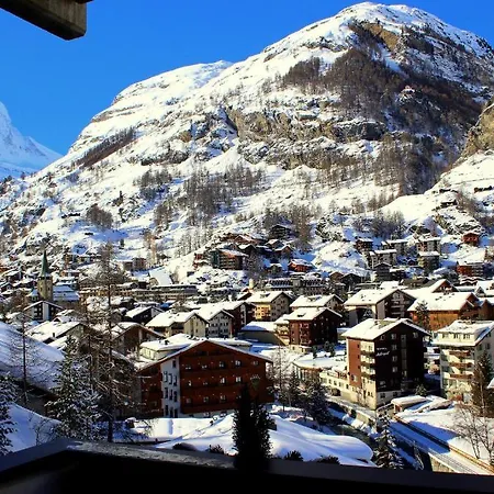 豪斯绿洲酒店 公寓 采尔马特